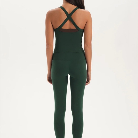 SET Active Limited Edition LUXFORM Forest Green Activewear Set (Size XS) - Picture 2 of 7